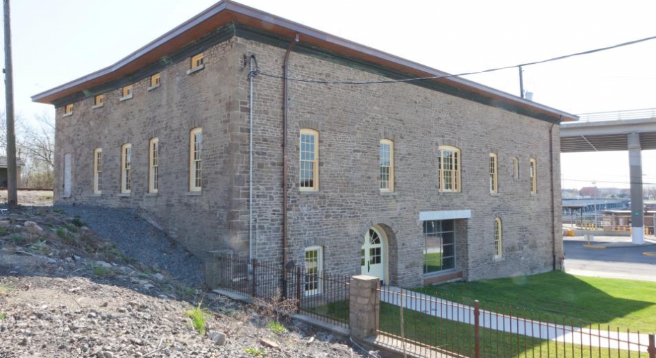 Niagara Falls Customs House